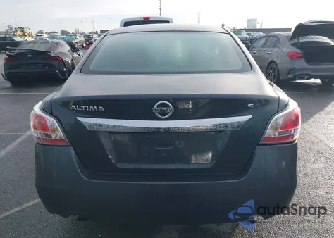 2015 Nissan Altima 2.5 S из США, поврежденный, VIN 1N4AL3AP5FC291472